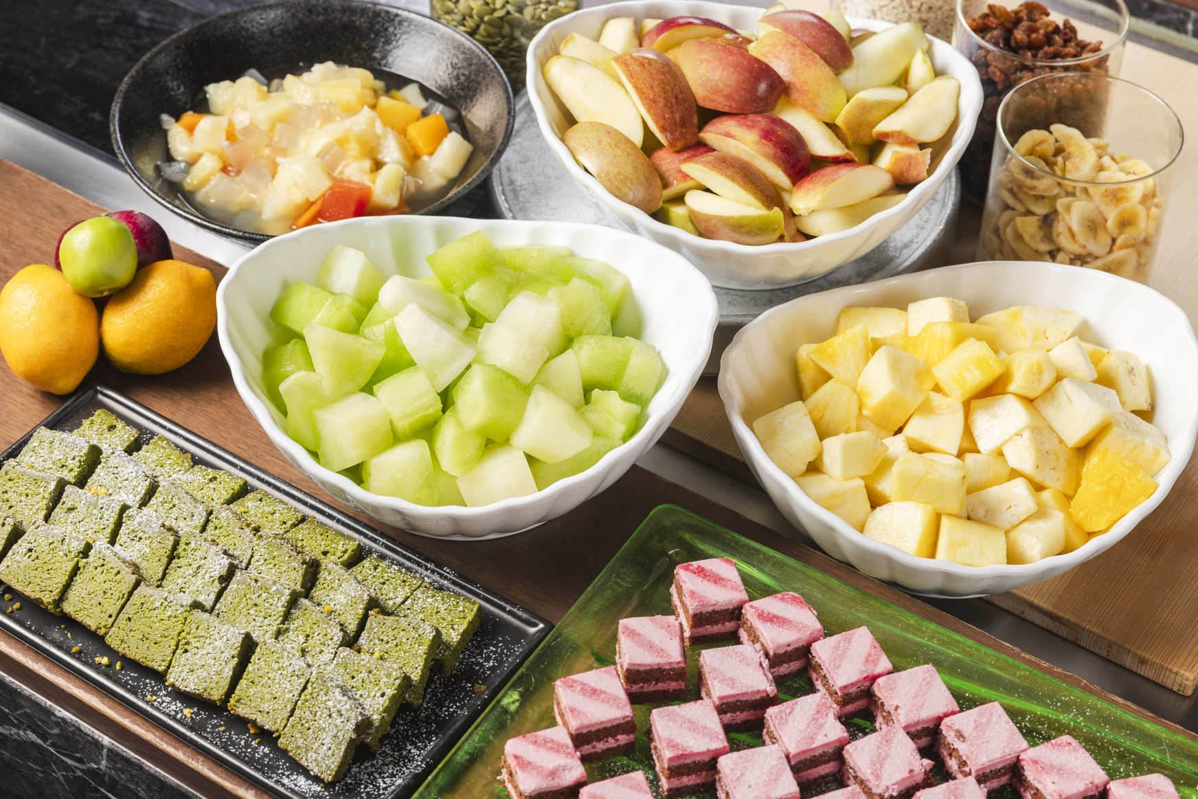 【長期滞在５泊以上の宿泊がお得！】連泊割５プラン＜朝食付き＞