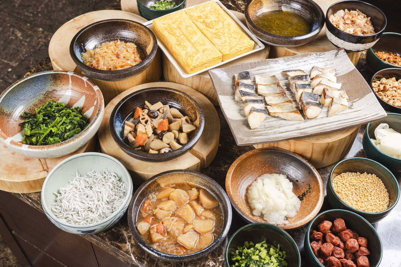 【長期滞在５泊以上の宿泊がお得！】連泊割５プラン＜朝食付き＞