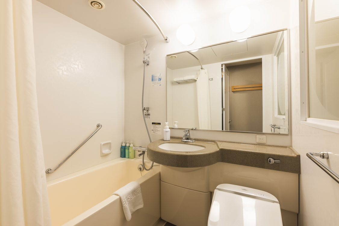 ユニットバスルーム