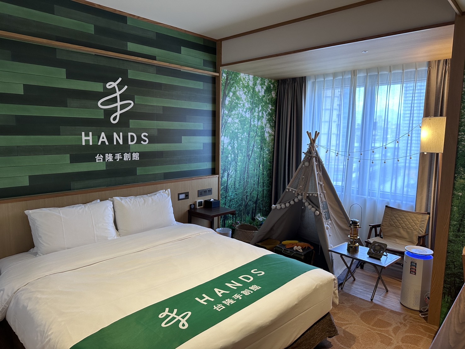 HANDSとキャンプへ行こう! キャンプルーム