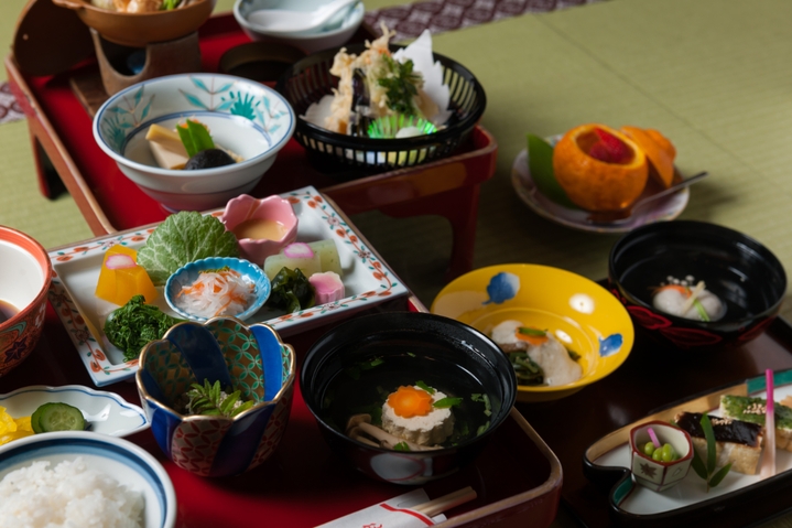 【（竹）精進料理の二食付プラン】＜庭園を望む特別室＞真田幸村ゆかりの寺院で歴史探訪