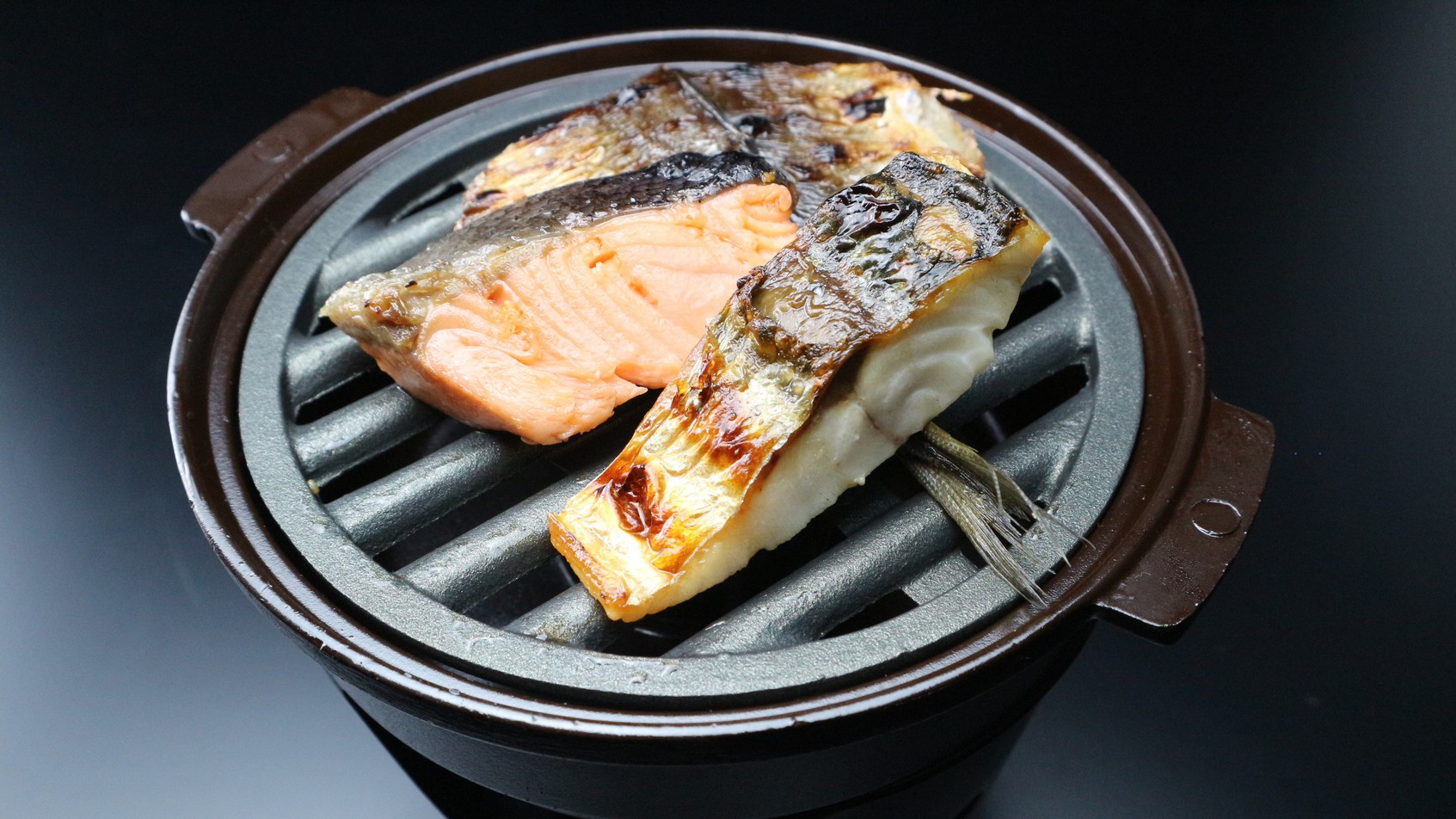 【エコ清掃　連泊割プラン】2泊目以降の清掃・備品交換なし■天然温泉と無料湯上り生ビール■＜朝食付き＞