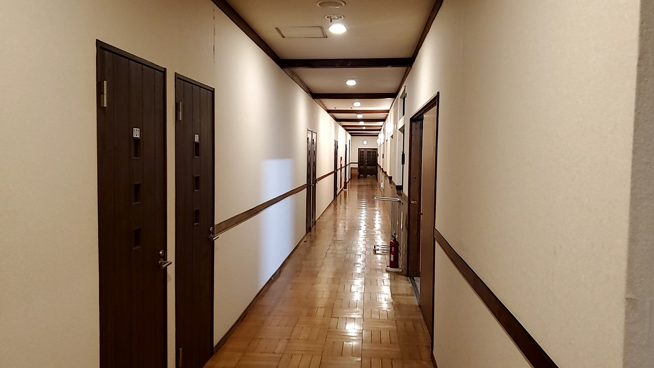 田人山荘　廊下