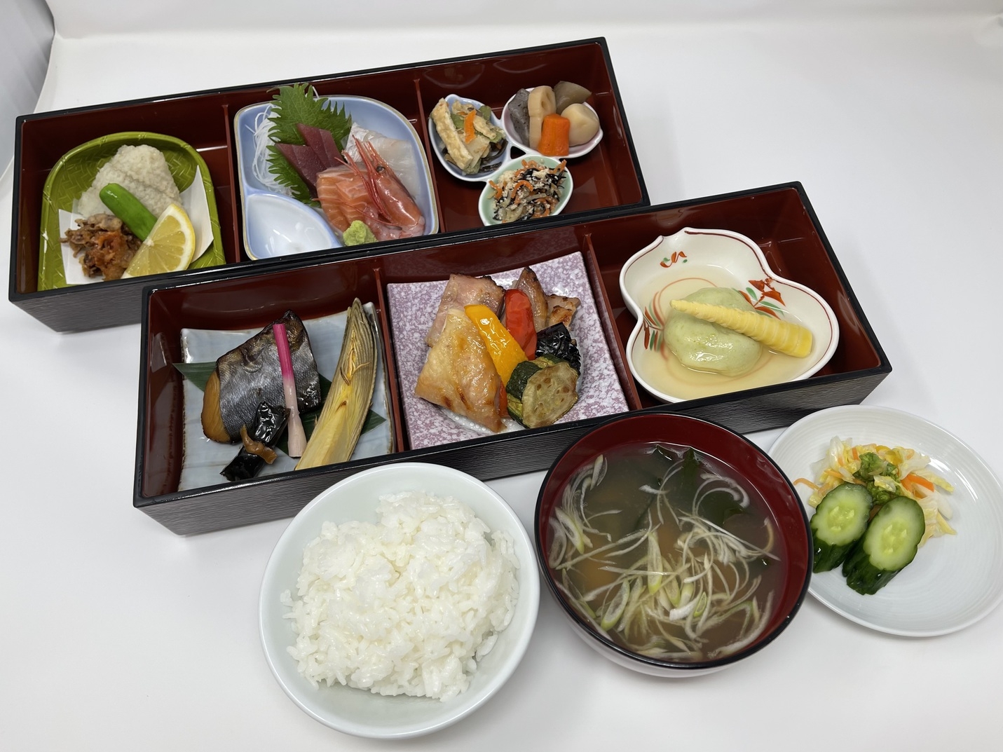 【1泊2食】温泉入場券付き！夕朝食は、お部屋へのデリバリーシステム