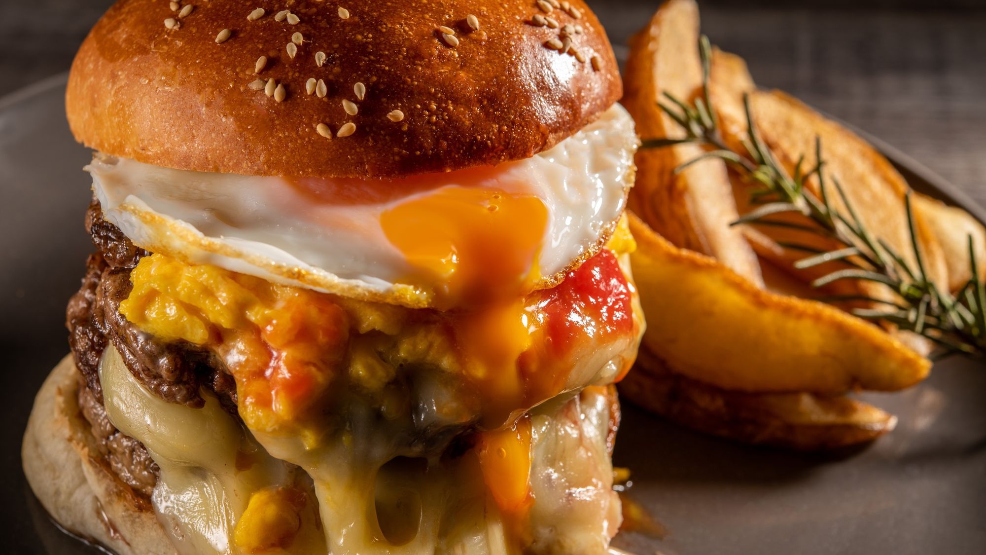 レストラン「Hare’Bare’Burger」で利用できる3，000円分利用券付プラン/朝食付き