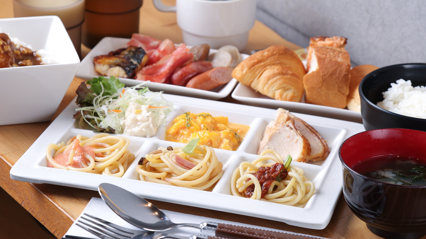 朝食ビュッフェ