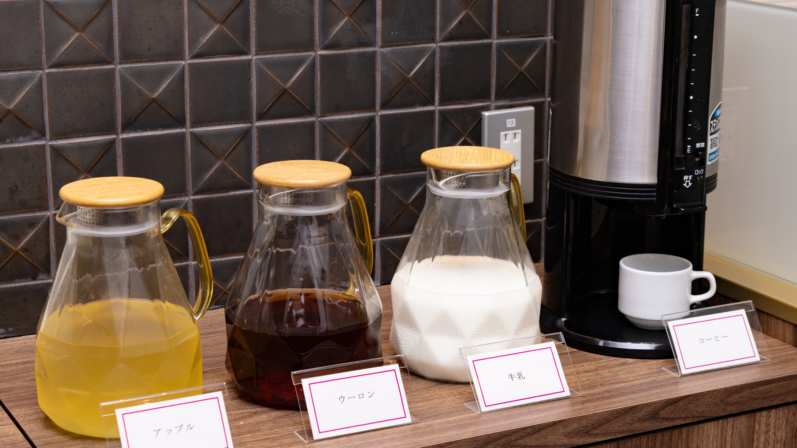 朝食ビュッフェ（一例）