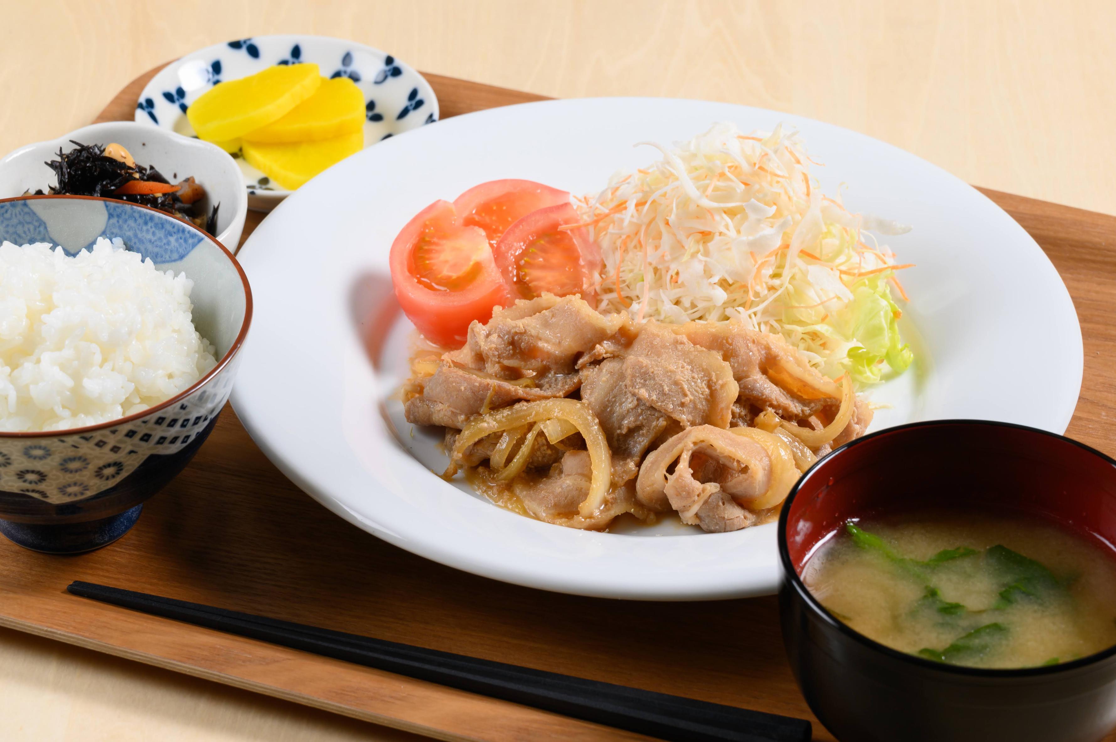 ＼期間限定／ポイント10倍【朝夕2食付き】全室スマートテレビ＆冷暖房完備で長期滞在におすすめ