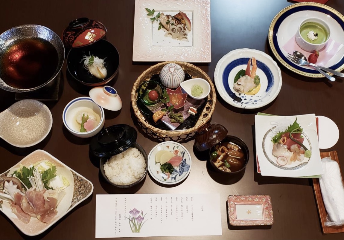 【夕食グレードアップ】料理長渾身の和食膳を味わう1泊2食プラン