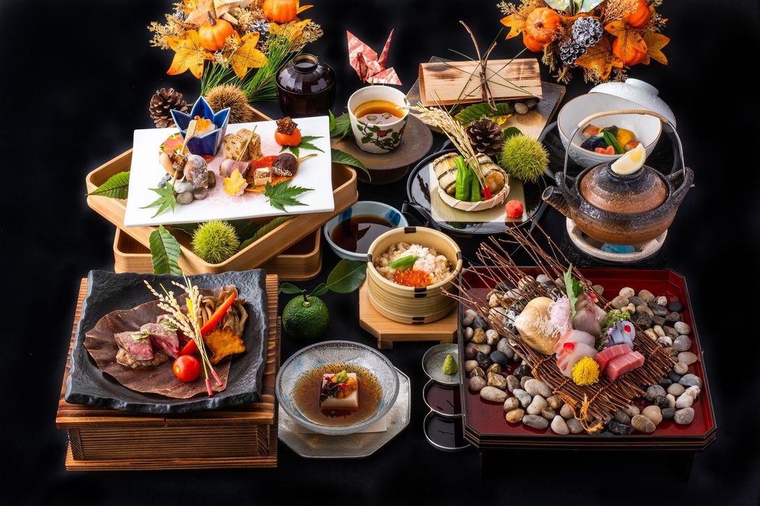 【早割60】約25％割引【古民家煉り】1泊2食付き【懐石料理￥18000コース】