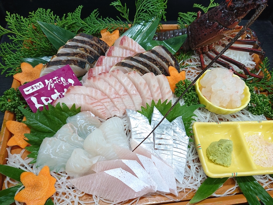 【伊勢湾の奇跡☆三重ブランド】【A】☆答志島トロさわら・伊勢海老☆付き贅沢プラン