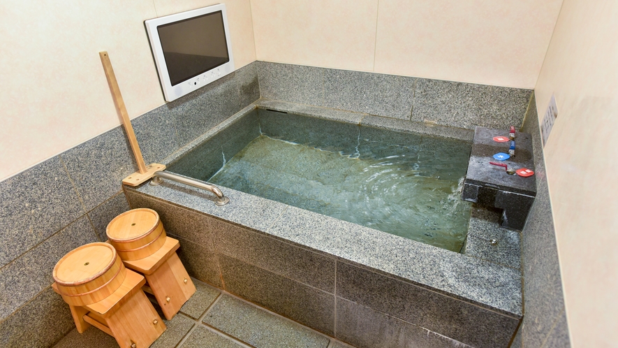 客室内風呂温泉付きミラブル製シャワーヘッド完備　【洋室/メゾネットルーム共通】　