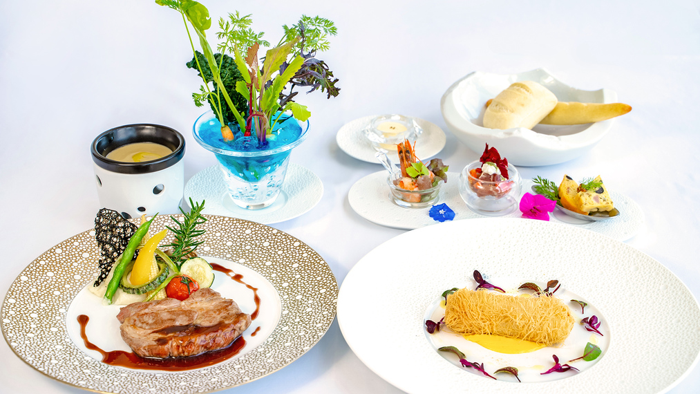 【早割90】夕食時ドリンク特典あり！ブルーオーシャンでのラグジュアリーステイ　夕朝食付き