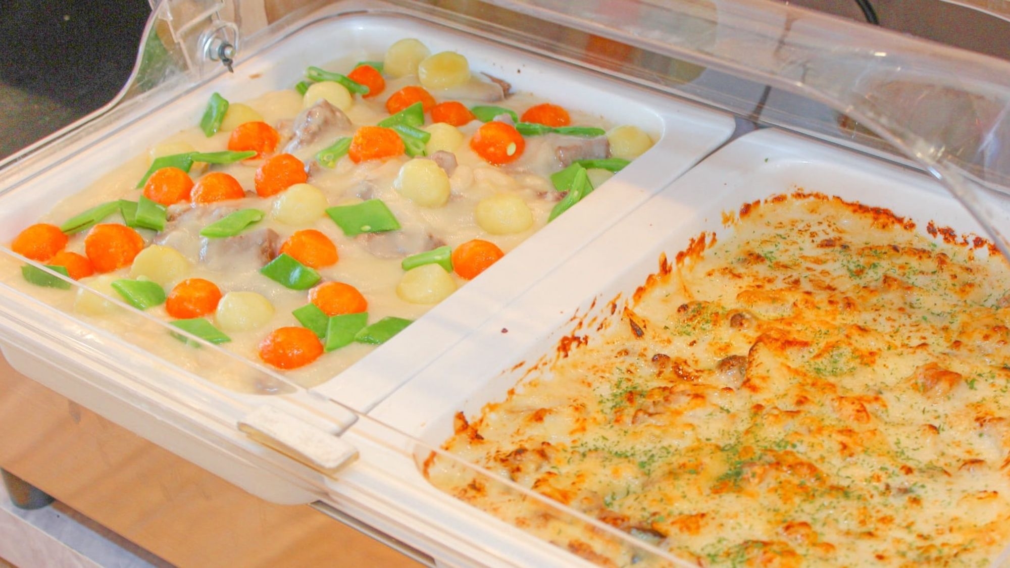 【お日にち限定】58号線沿い＆中心部から始まる旅！☆沖縄の恵みを活かした味わいビュッフェ【2食付】