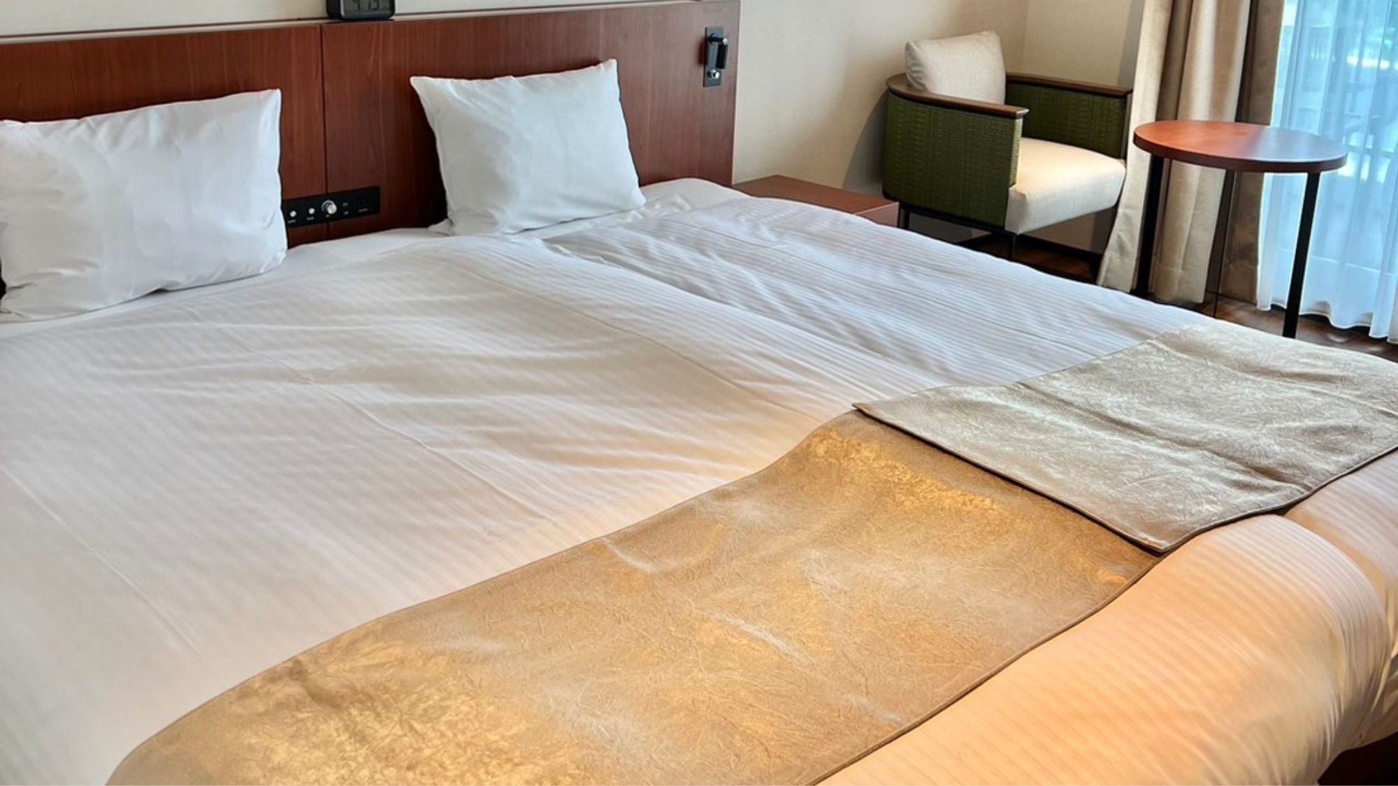 ハリウッドツイン