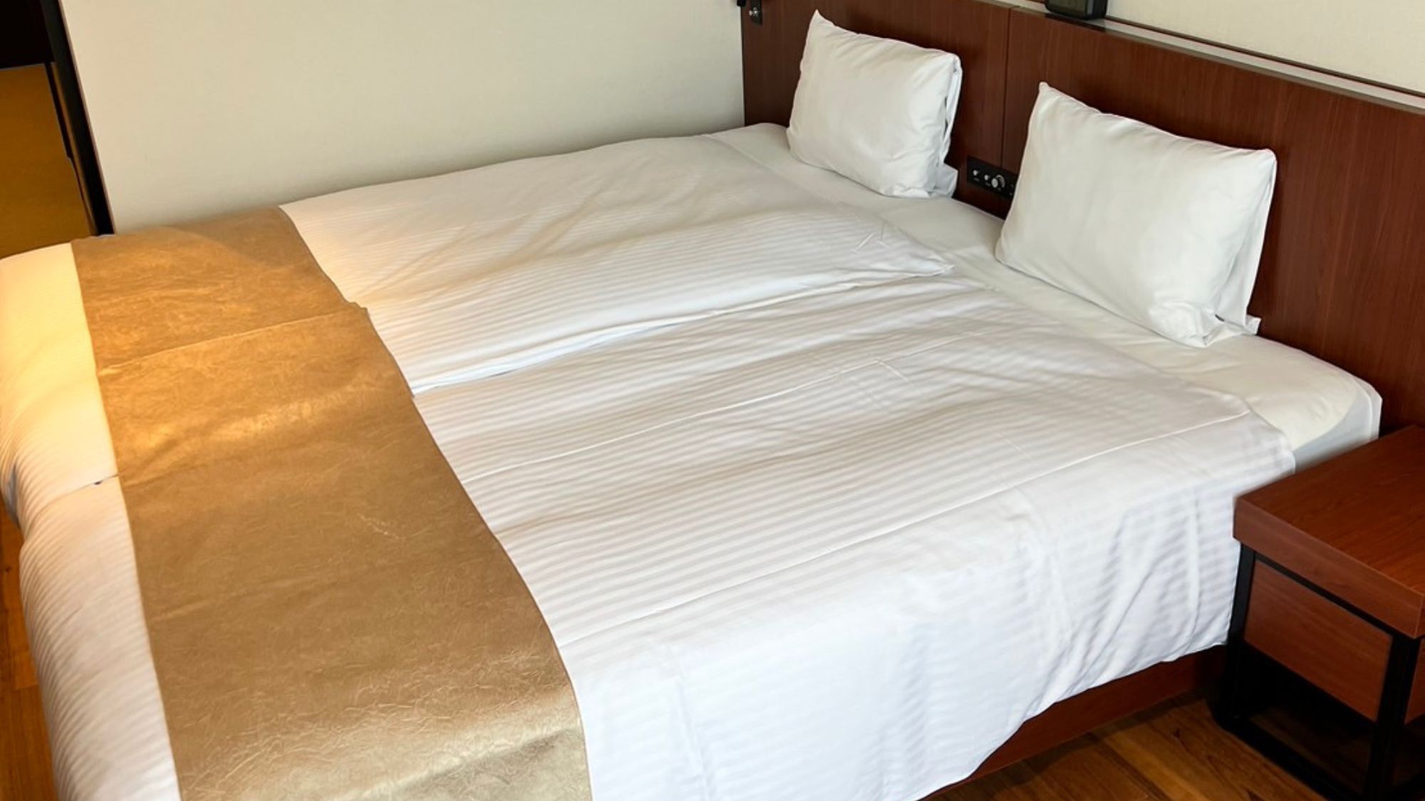 ハリウッドツインルーム