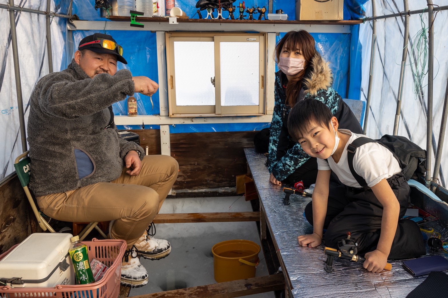 【冬の風物詩・わかさぎ釣り】★寒くない？！ポカポカ小屋で楽しむ◇ワカサギ天ぷら＆送迎付き【食事別】