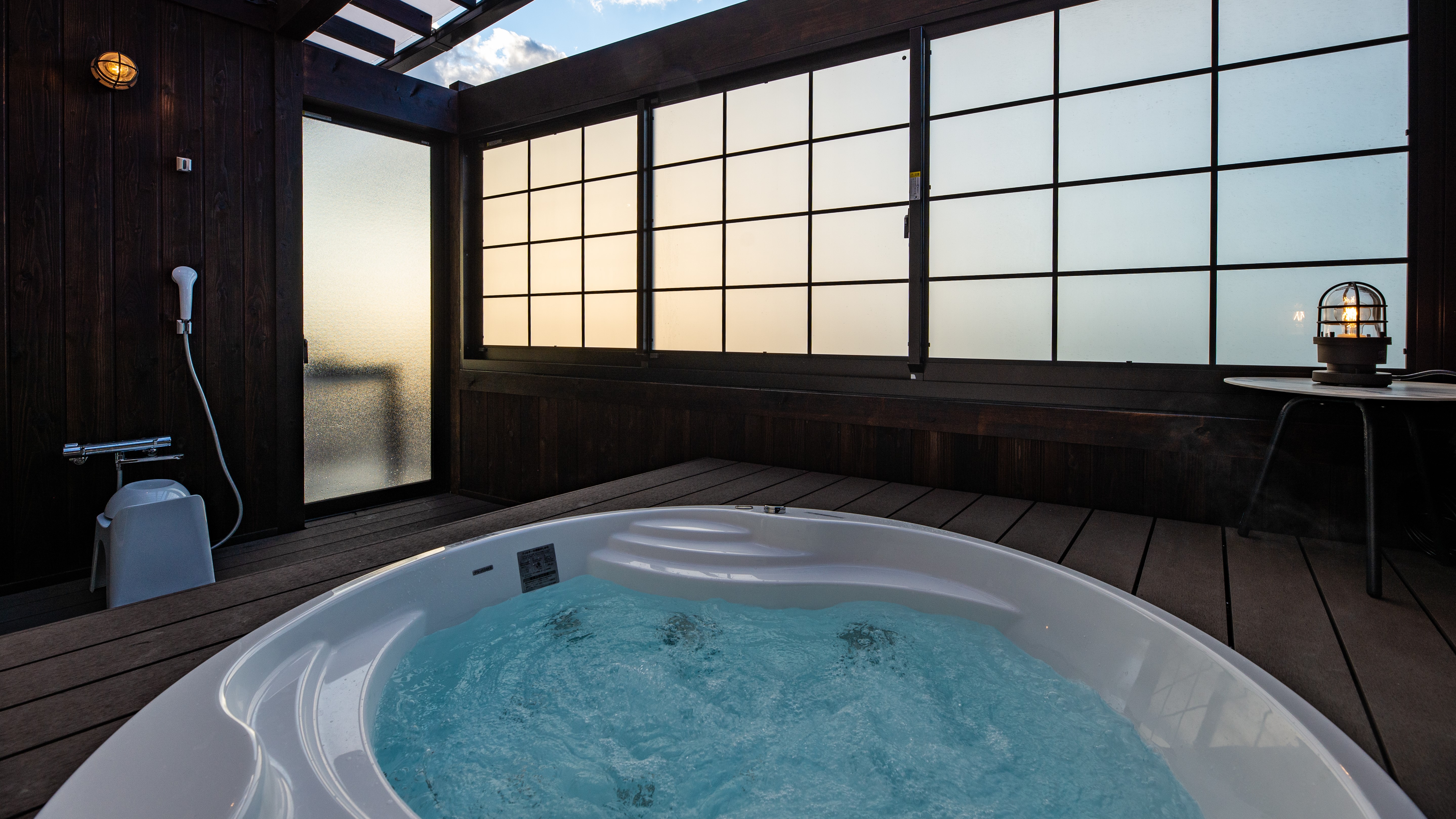 【1階】露天風呂ジャグジー