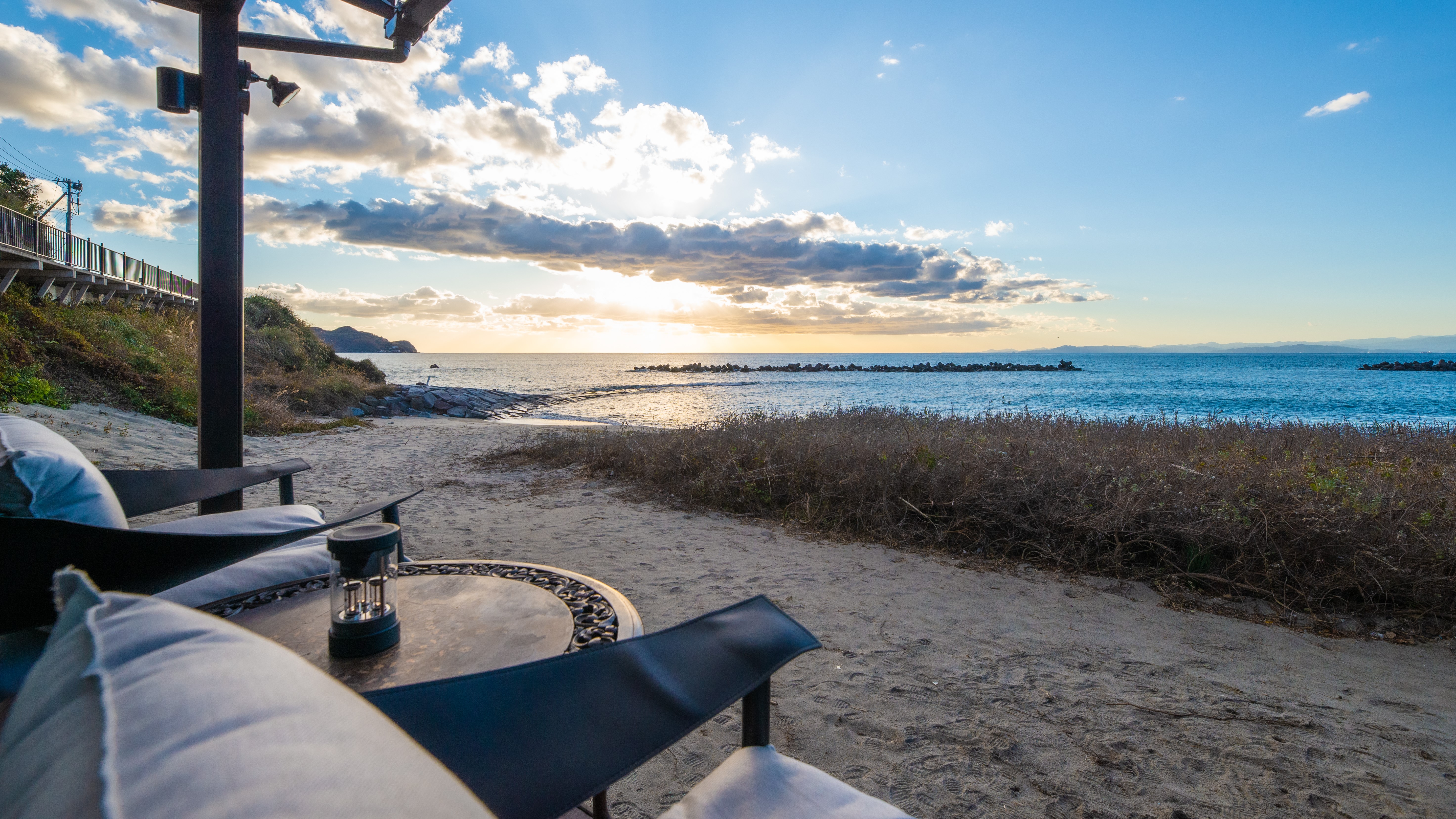 【1階】デッキテラス