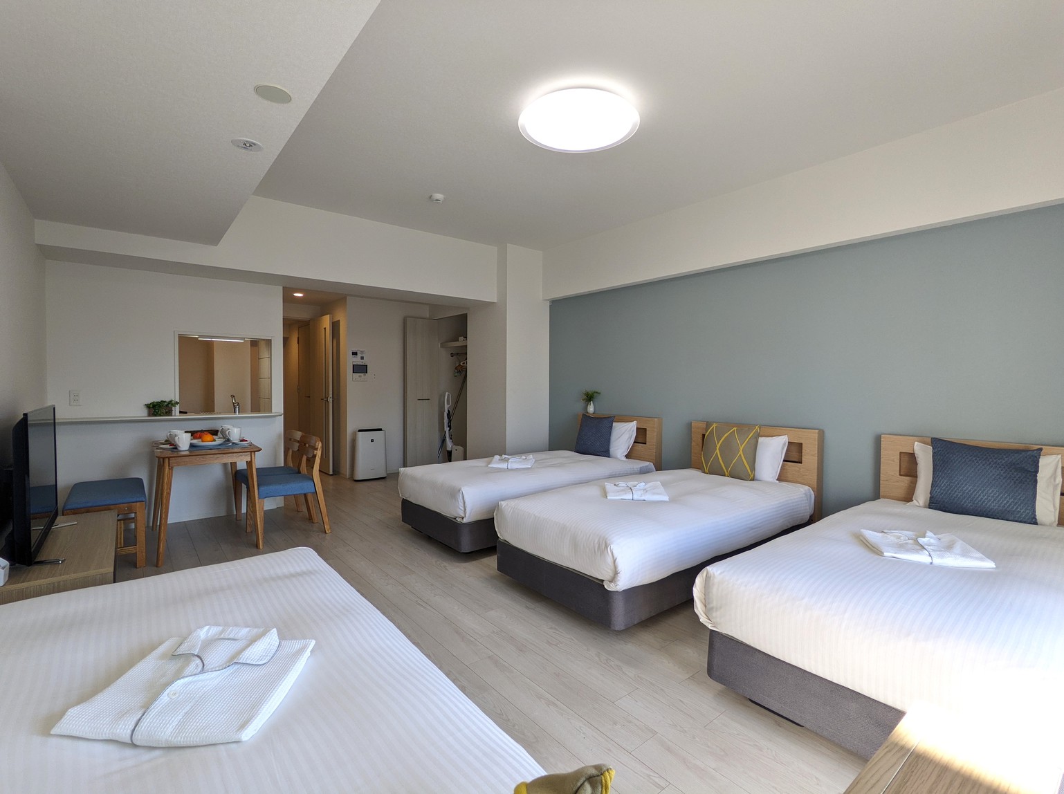 シングルベッドx4