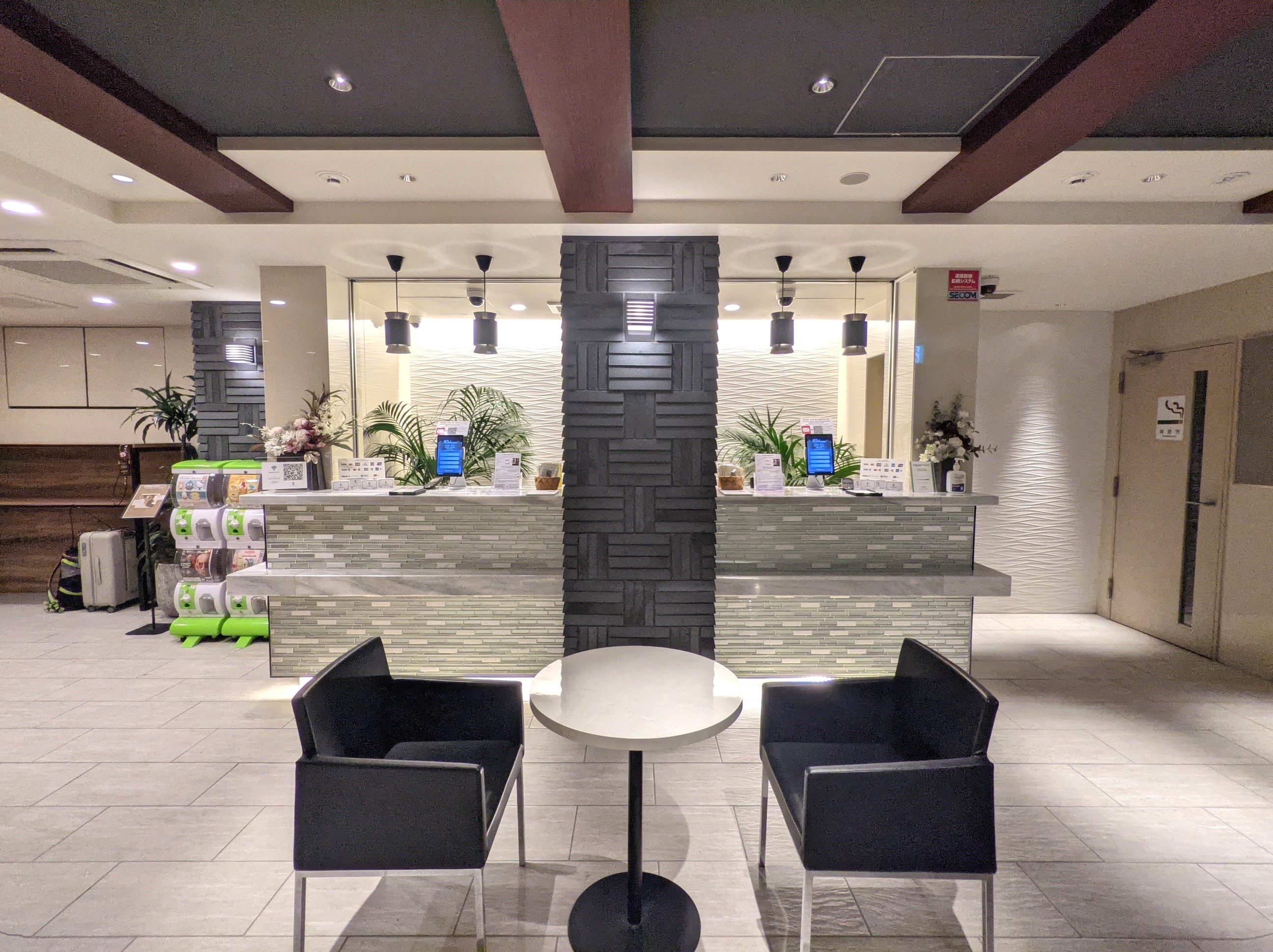 ホテルのフロントです。