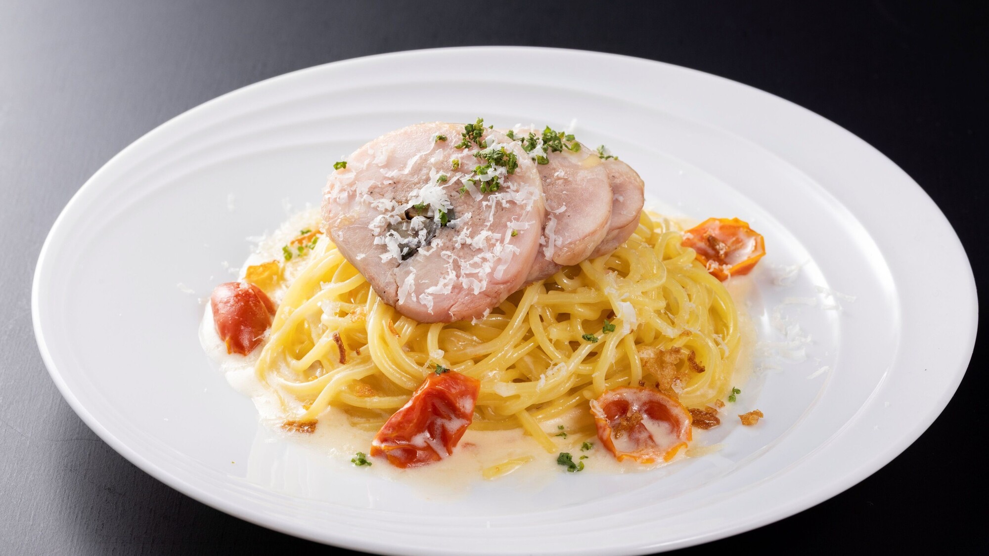 【ランチ】糸島どりのガランティーヌのクリームスパゲティ