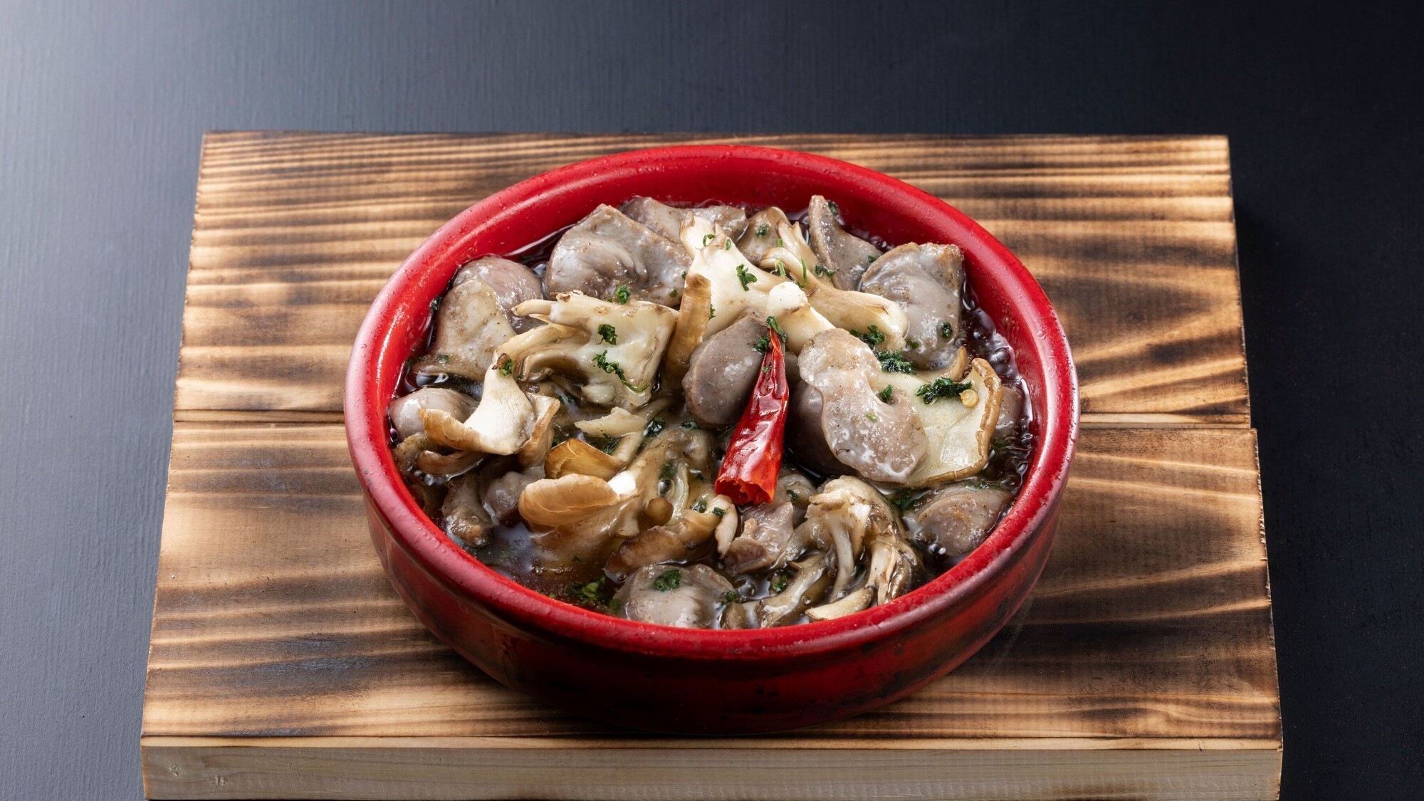 【ランチ】砂肝と舞茸のアヒージョ