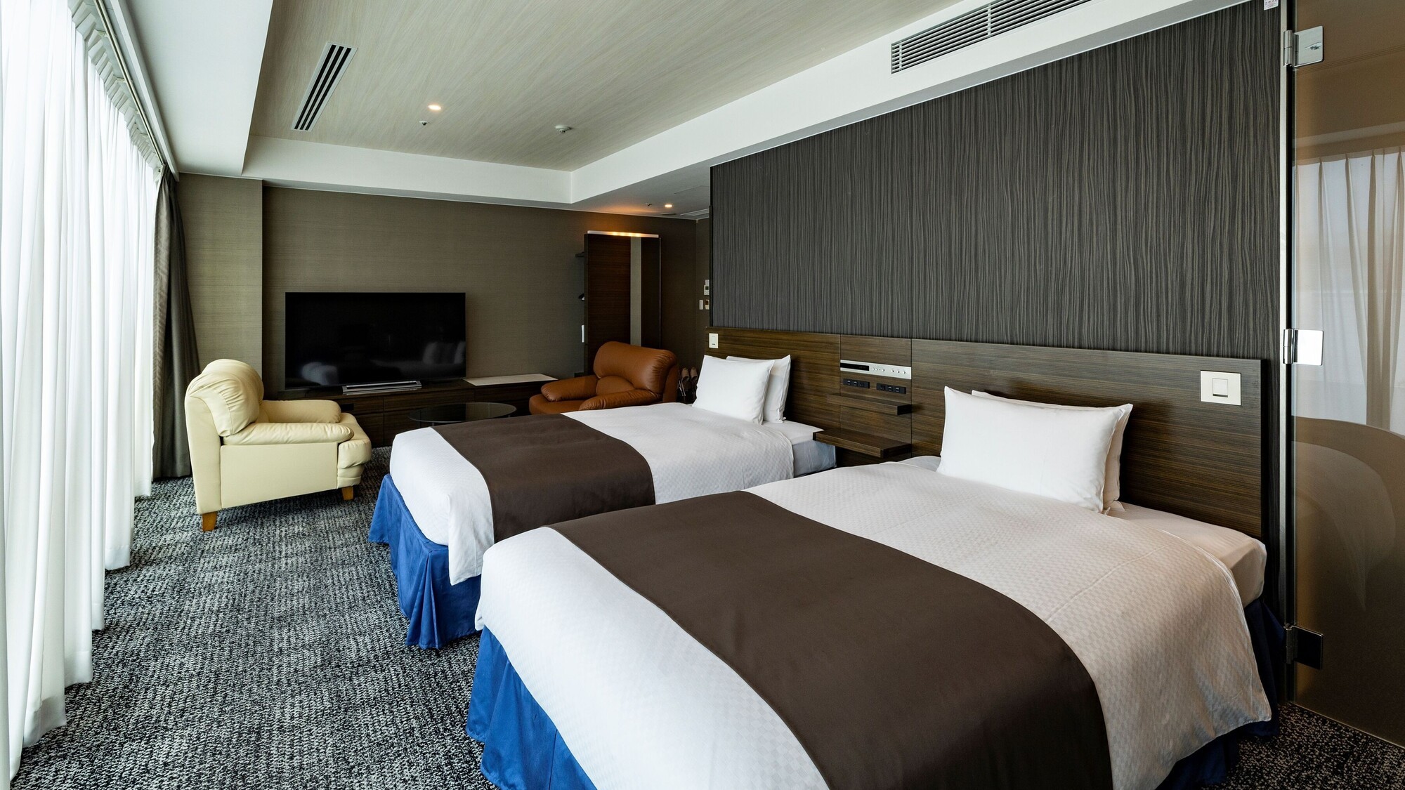 デラックスツイン