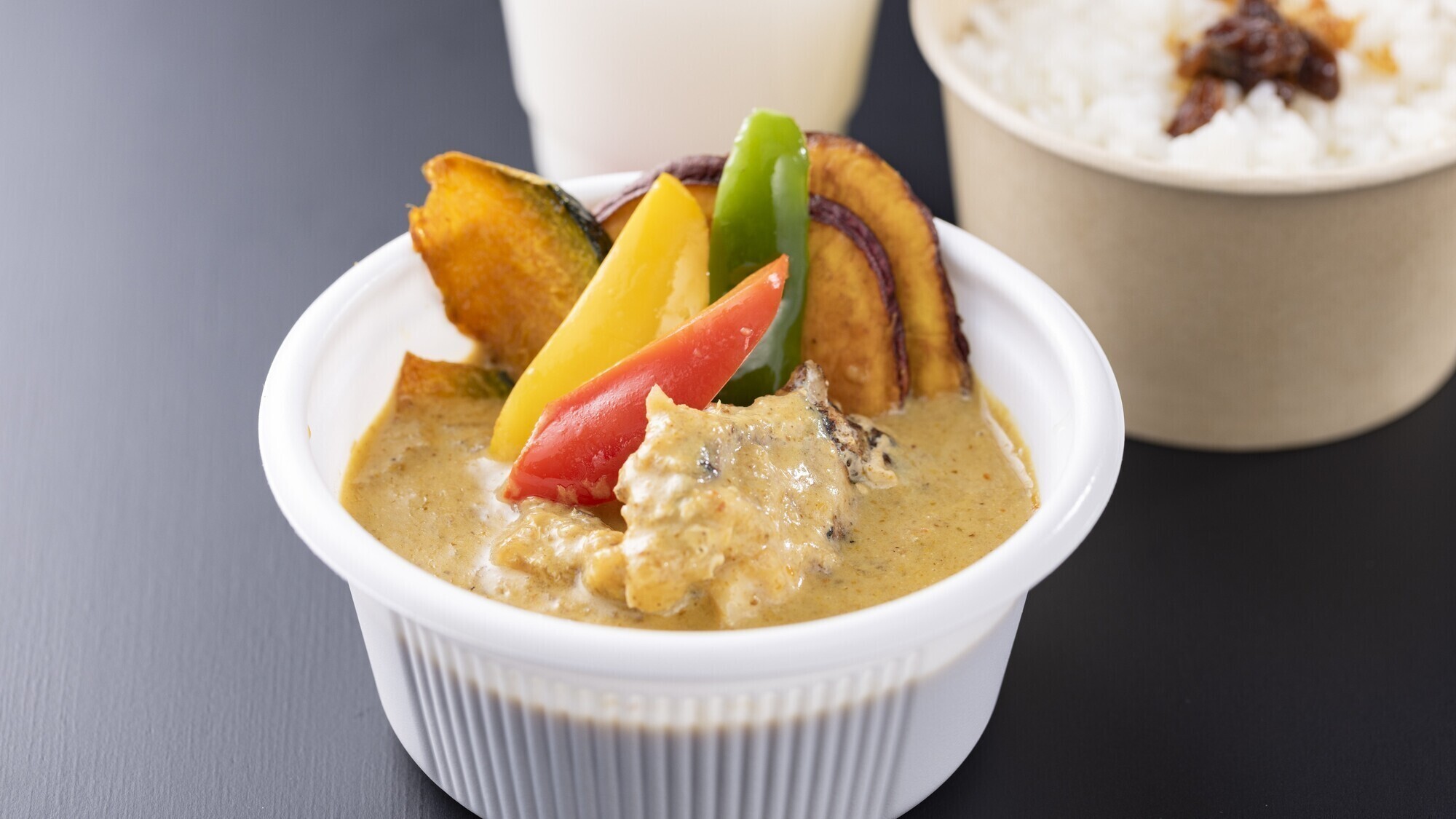 【ランチ／テイクアウトメニュー】イエローカレー