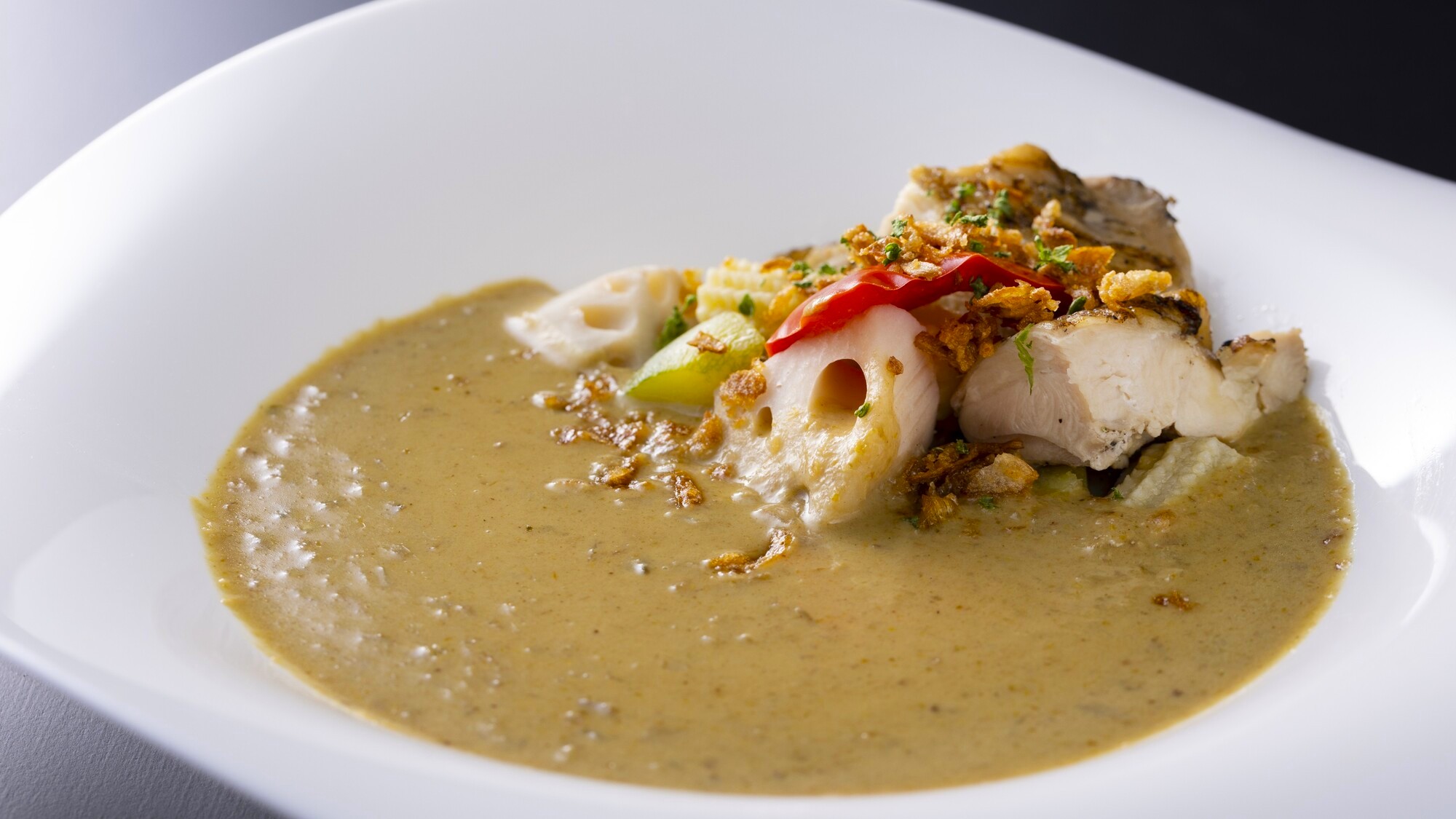 【ランチ】グリルチキンと野菜のグリーンカレー