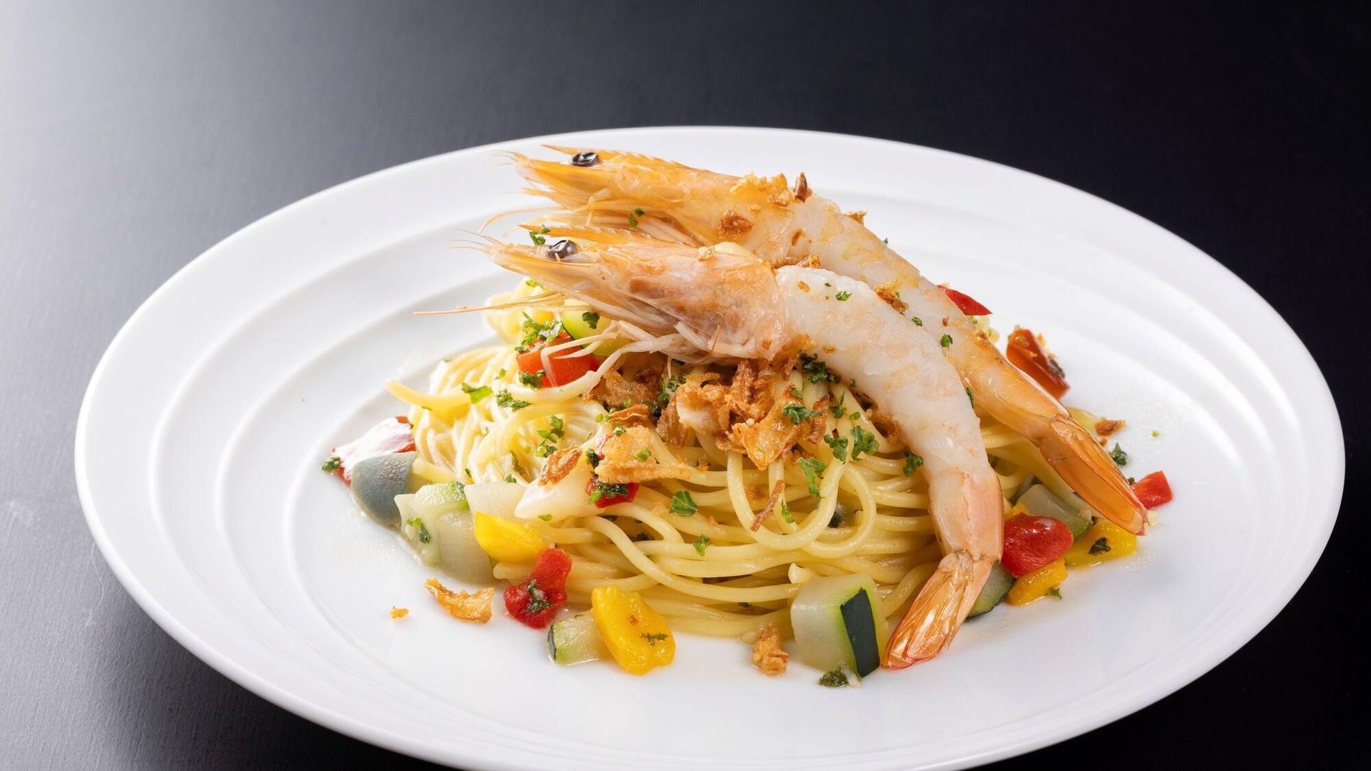 【ランチ】海老と彩り野菜のペペロンチーノ