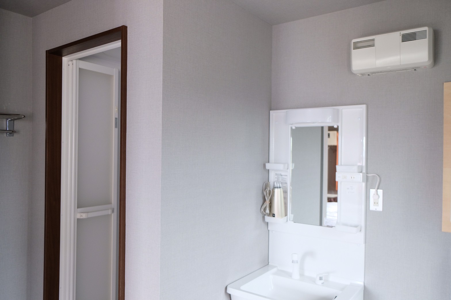 201号室専用洗面台