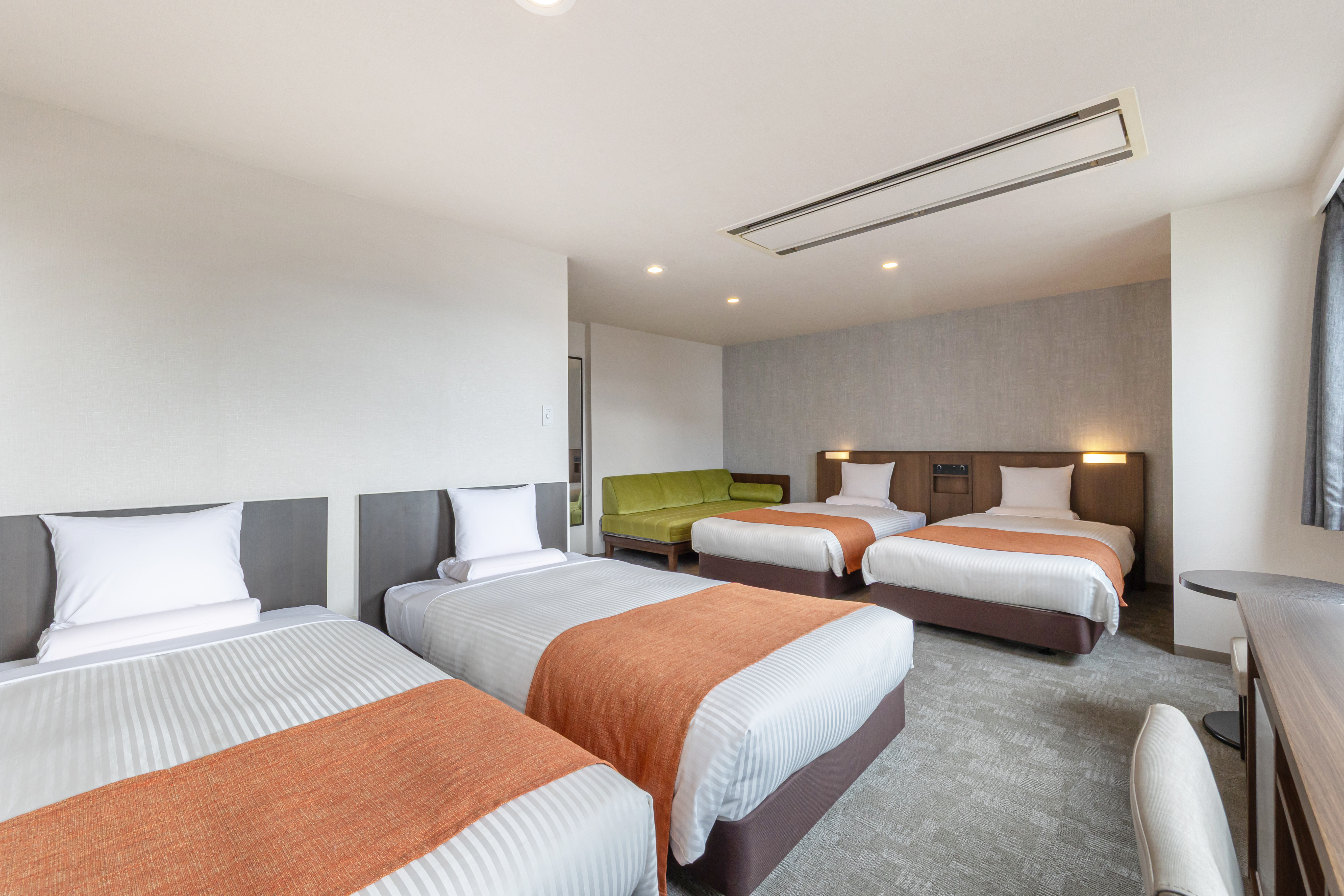 スタンダードフォース