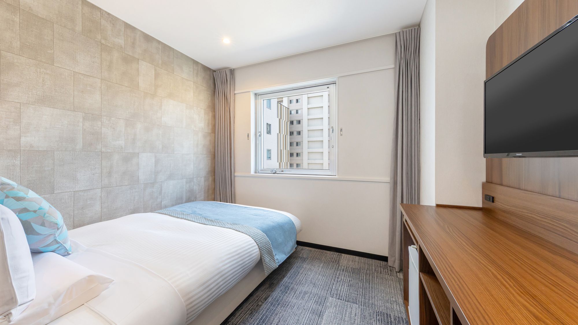 スーペリアセミダブル