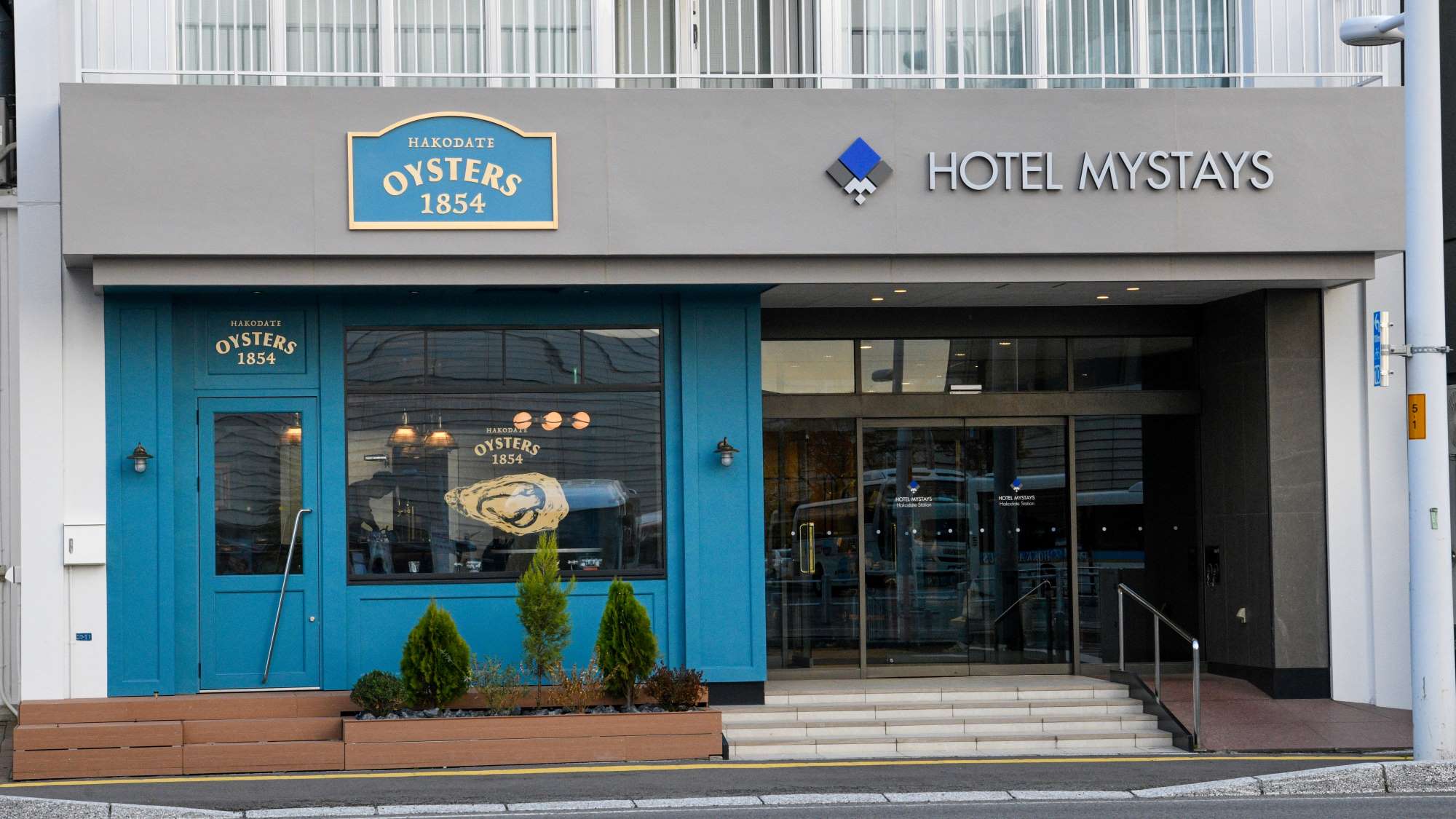 ホテルエントランス