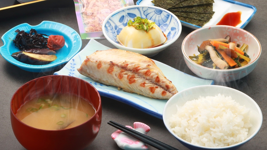 【朝食のみ】心温まる。。。旬の食材を使った女将の手づくり和朝食♪＜1泊朝食付＞