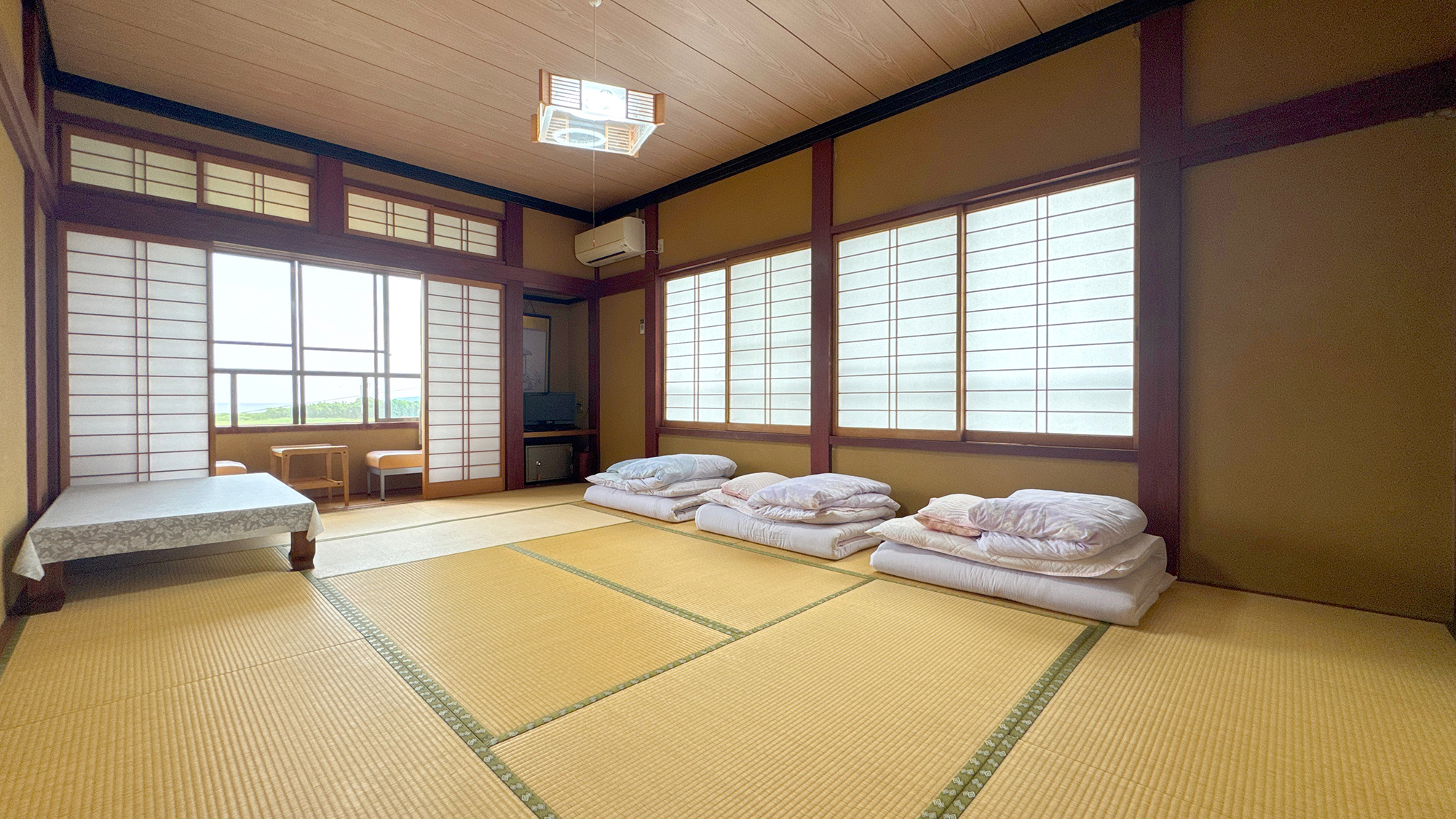 【おまかせ和室】