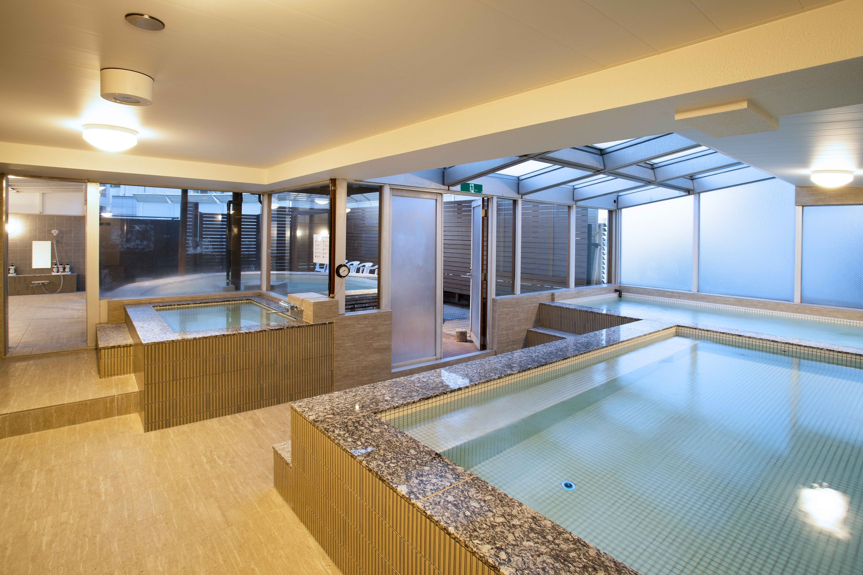 【楽天スーパーSALE】【素泊まり】各線池袋駅より徒歩5分！大浴場・サウナ完備の快適ステイ