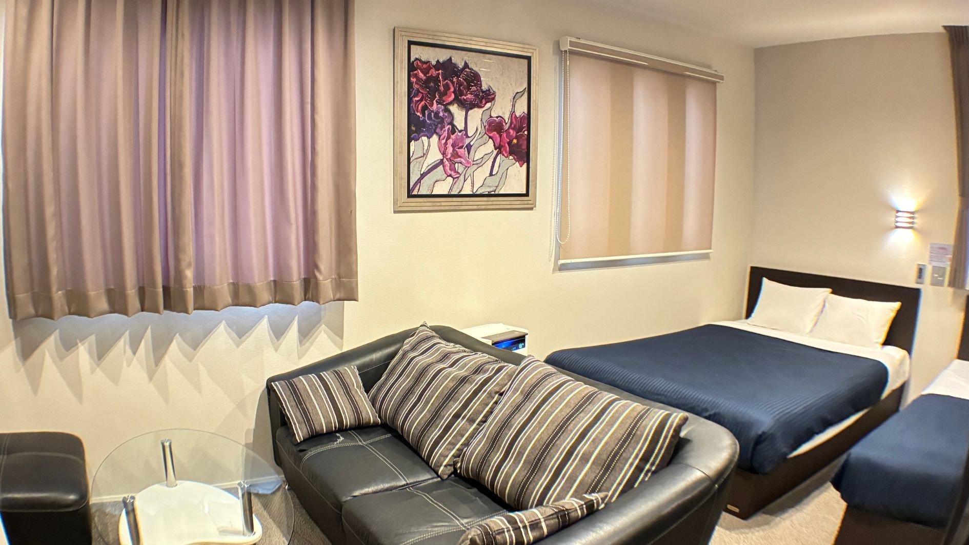 デラックストリプル　部屋内①