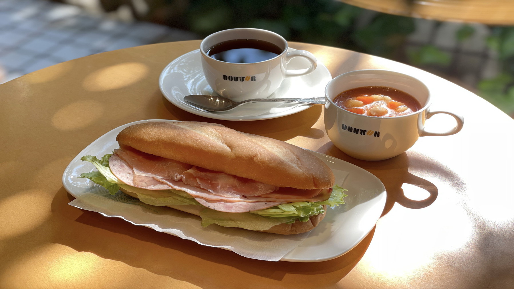 【朝食付】JR秋葉原駅から徒歩5分の好立地!選べるモーニングセット付!【アパは映画もアニメも見放題】