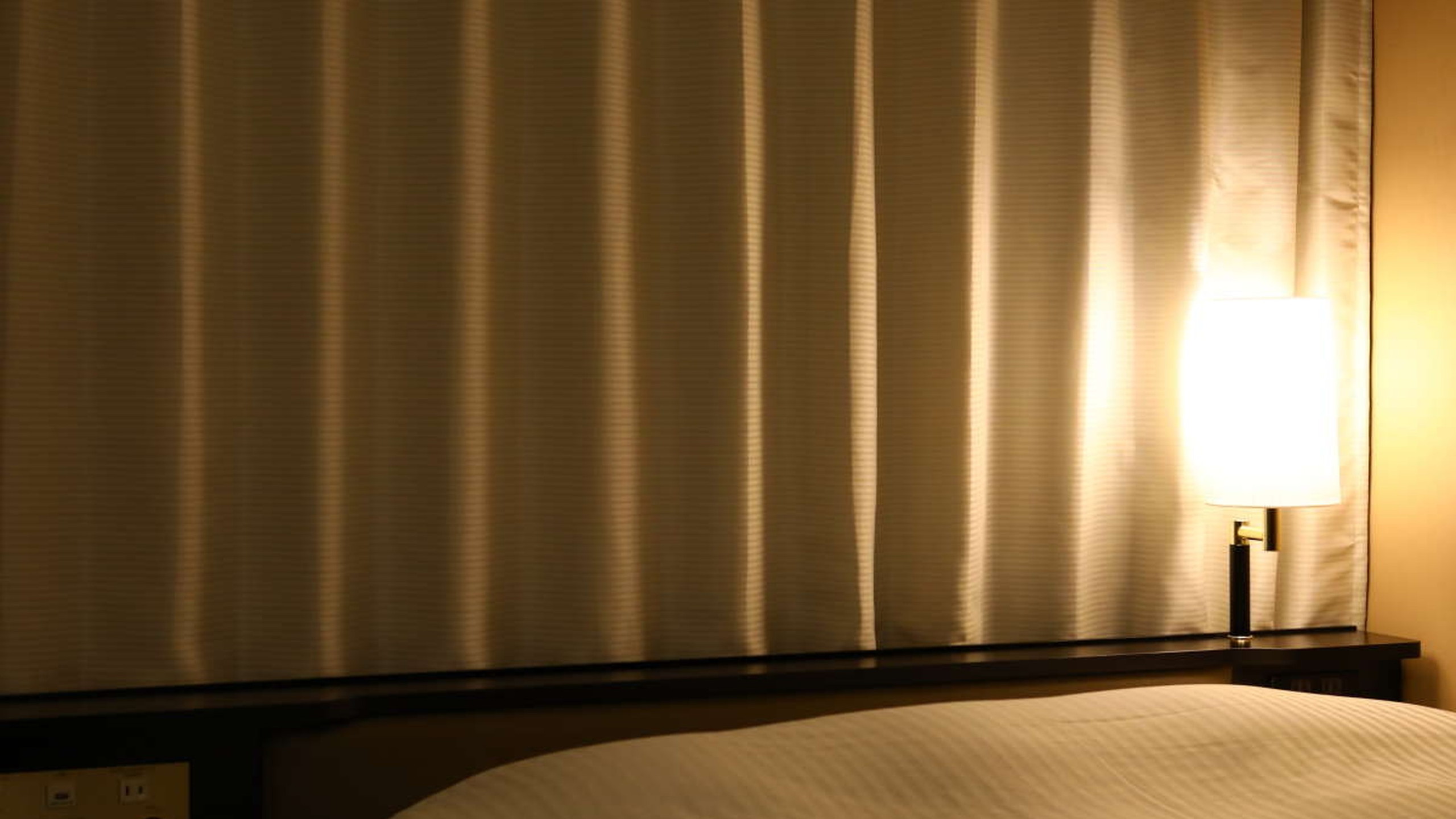 ■遮光・遮熱カーテン