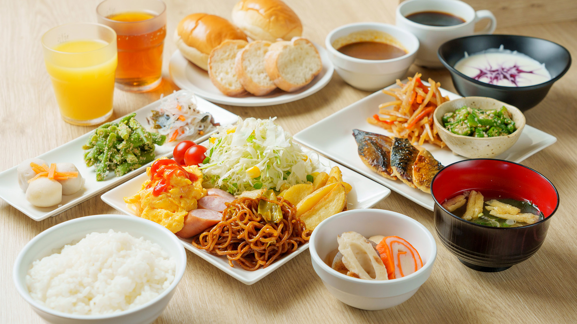 【朝食】食欲をそそる彩り鮮やかな和洋ビュッフェ（※盛り付けイメージ）