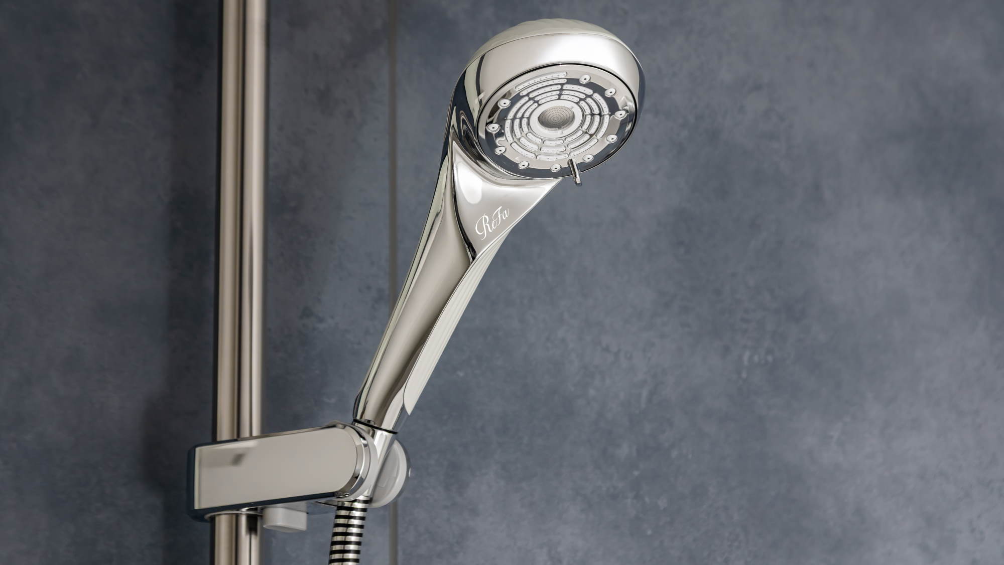 【Refa シャワーヘッド】（一部客室のみ）きめ細かなファインバブルをご体感ください！