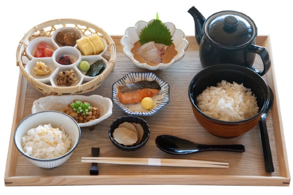 【2食付】すきやき「スギモト」松阪牛すき焼きの夕食＆笠庵 賛否両論の和朝食＜10月1日〜＞