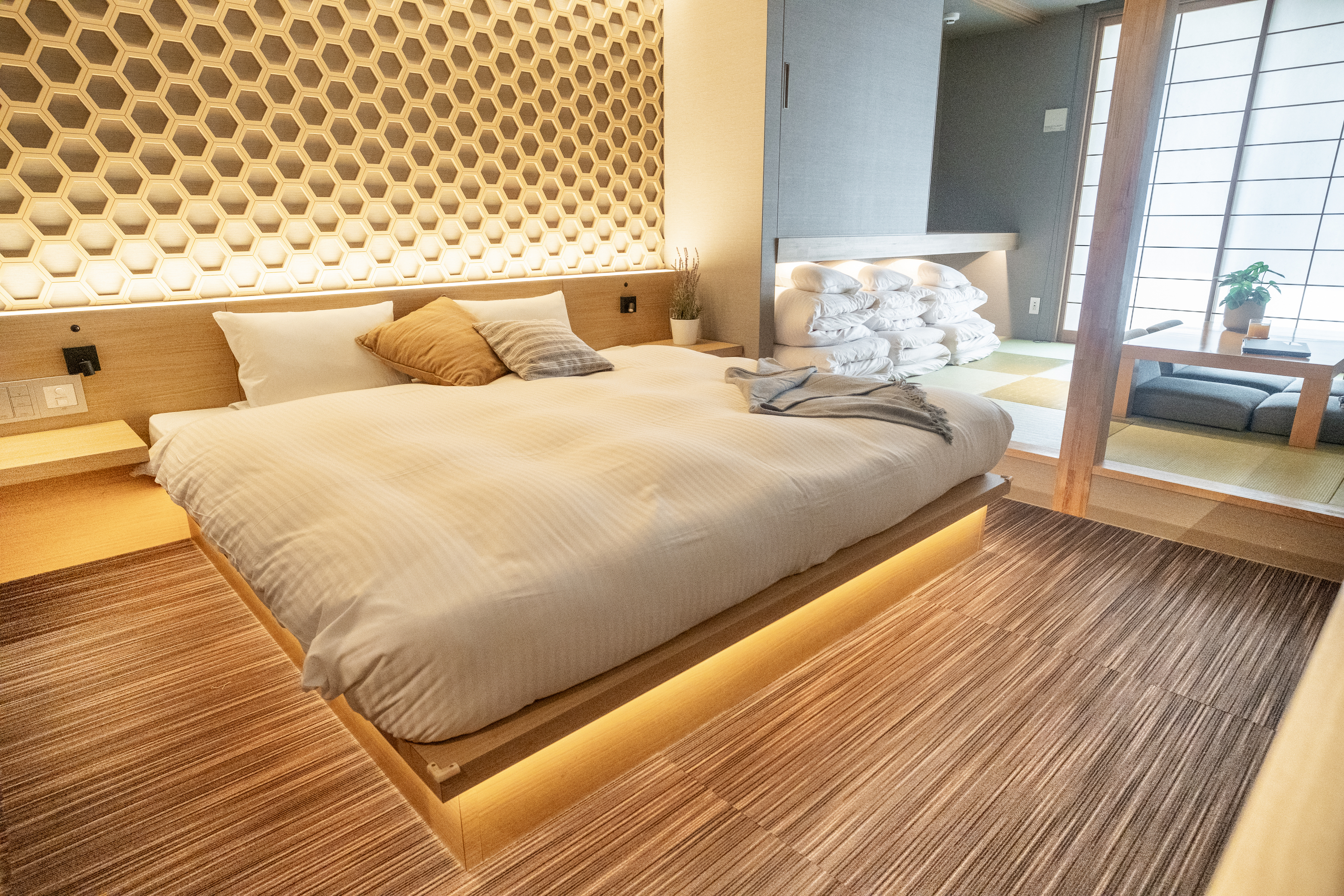 《36.4平米》和洋モダンスイート (禁煙)