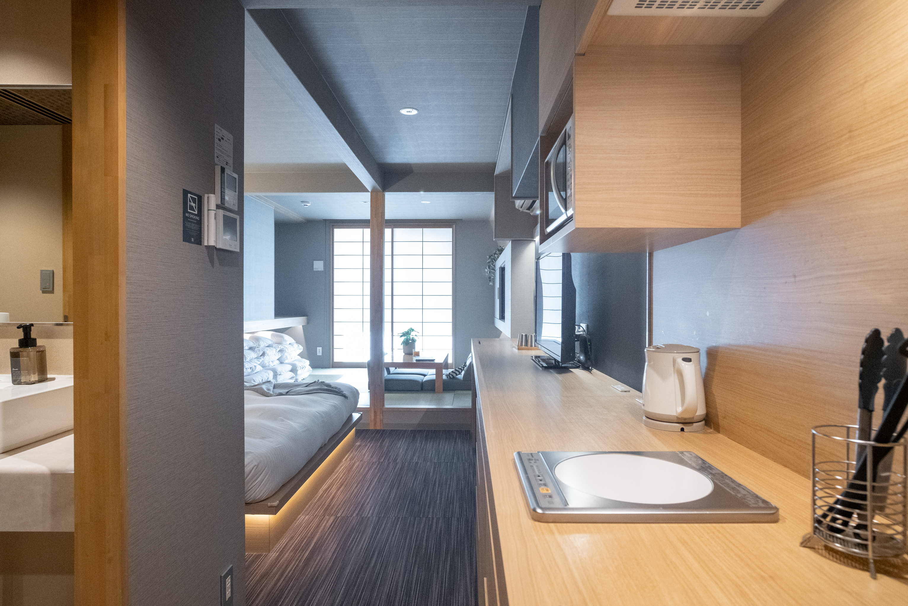 《36.4平米》和洋モダンスイート (禁煙)