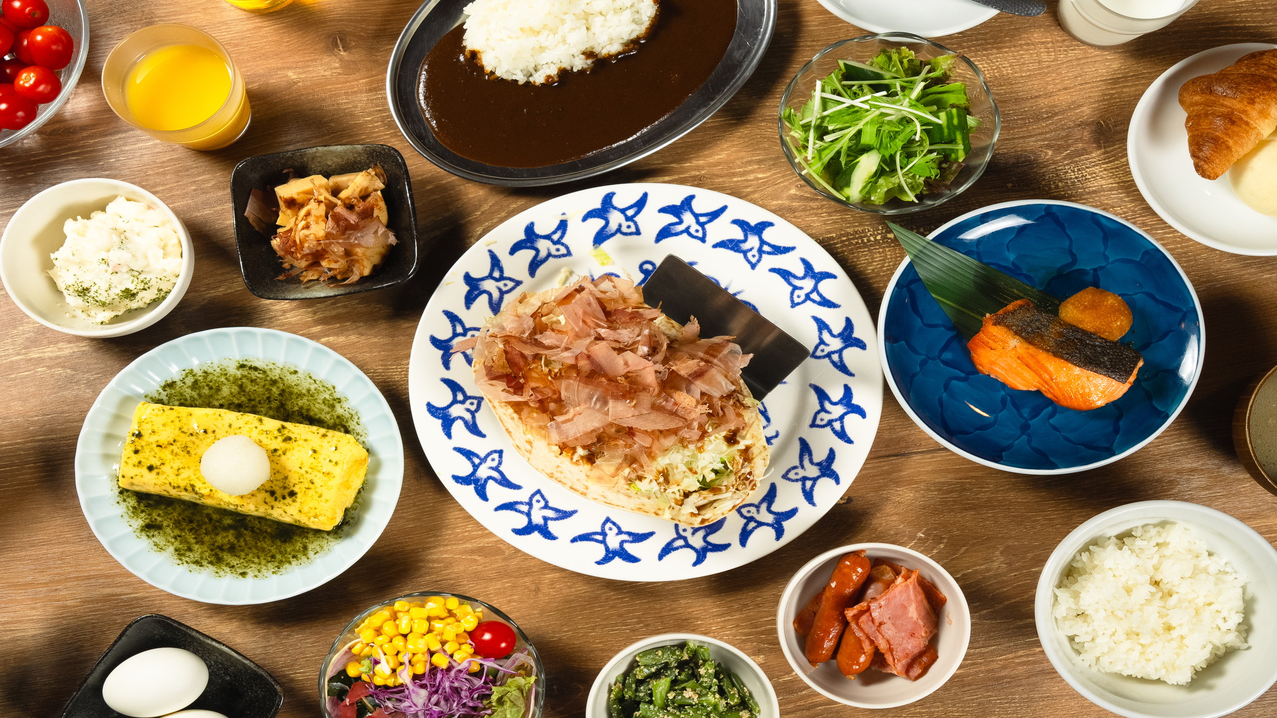 朝食〜サラダバー付き