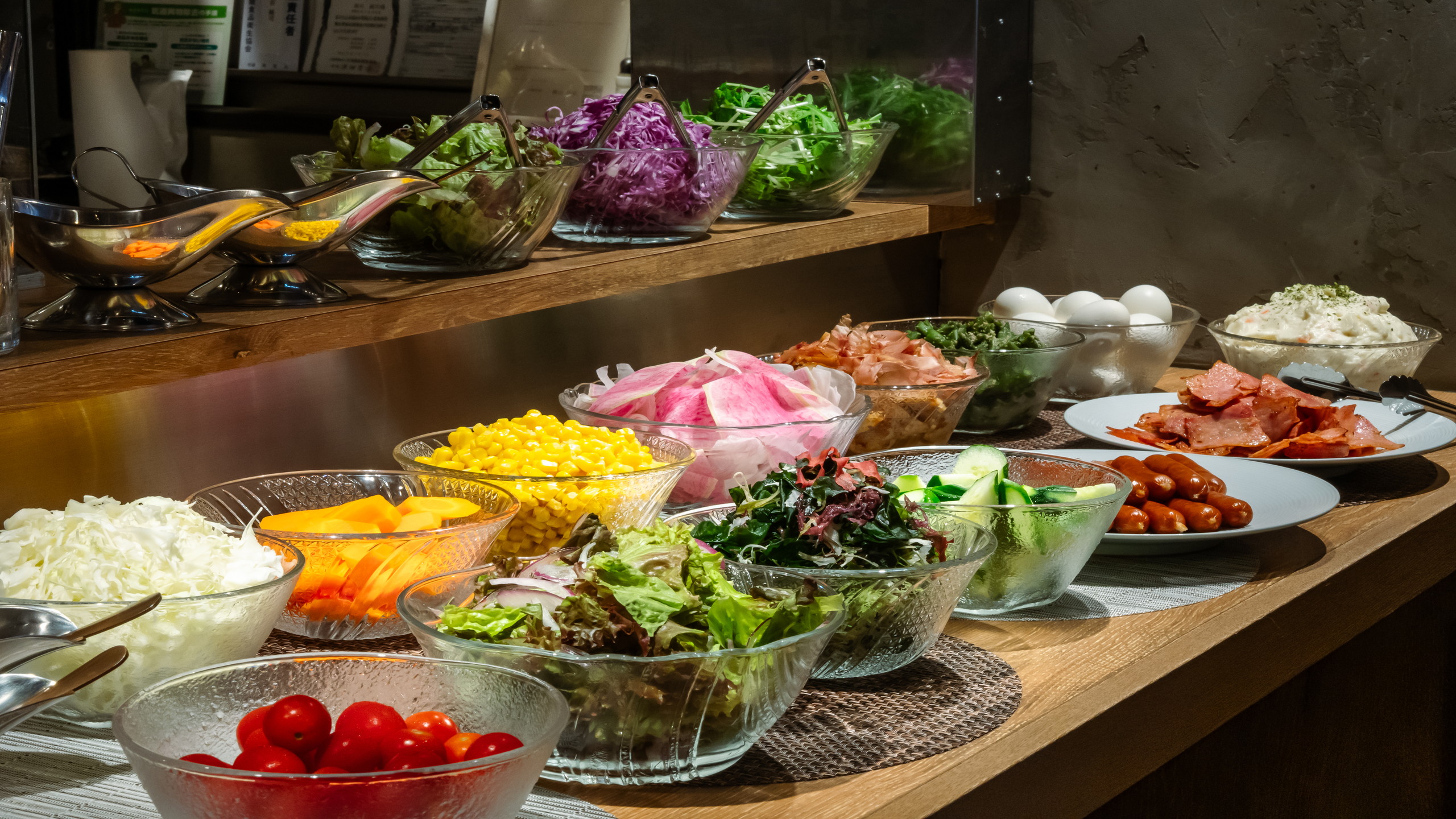 サラダ＆お惣菜バー