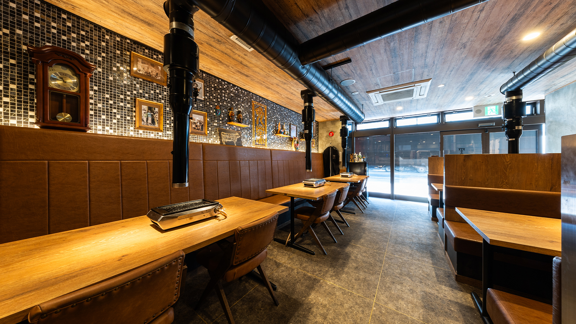 レストラン内観