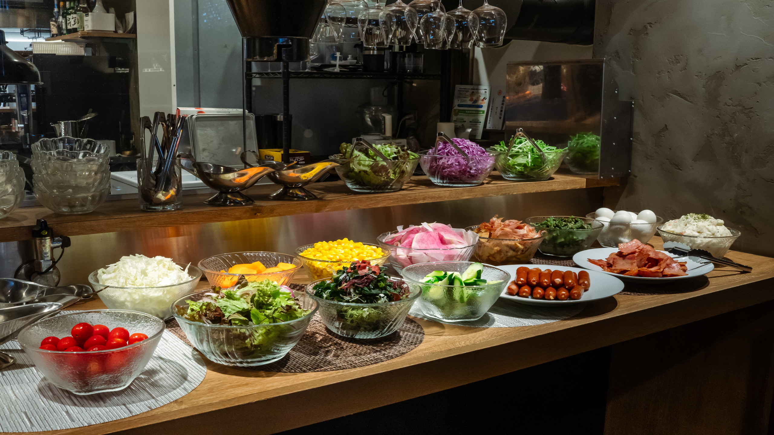 サラダ＆お惣菜バー